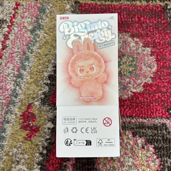 POP MART Labubu Big Into Energy Love NIB 💯 Authentic - Picture 10 of 13